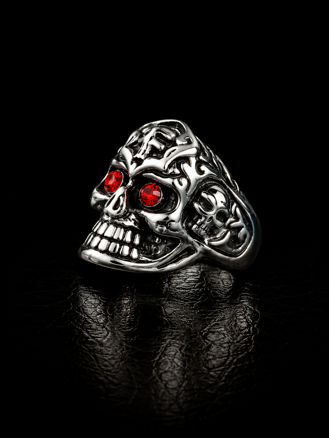 Red Eye Skull Stainless Steel Ring