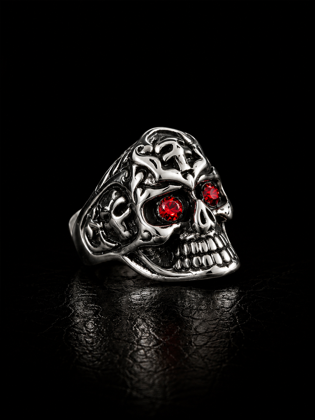 Red Eye Skull Stainless Steel Ring