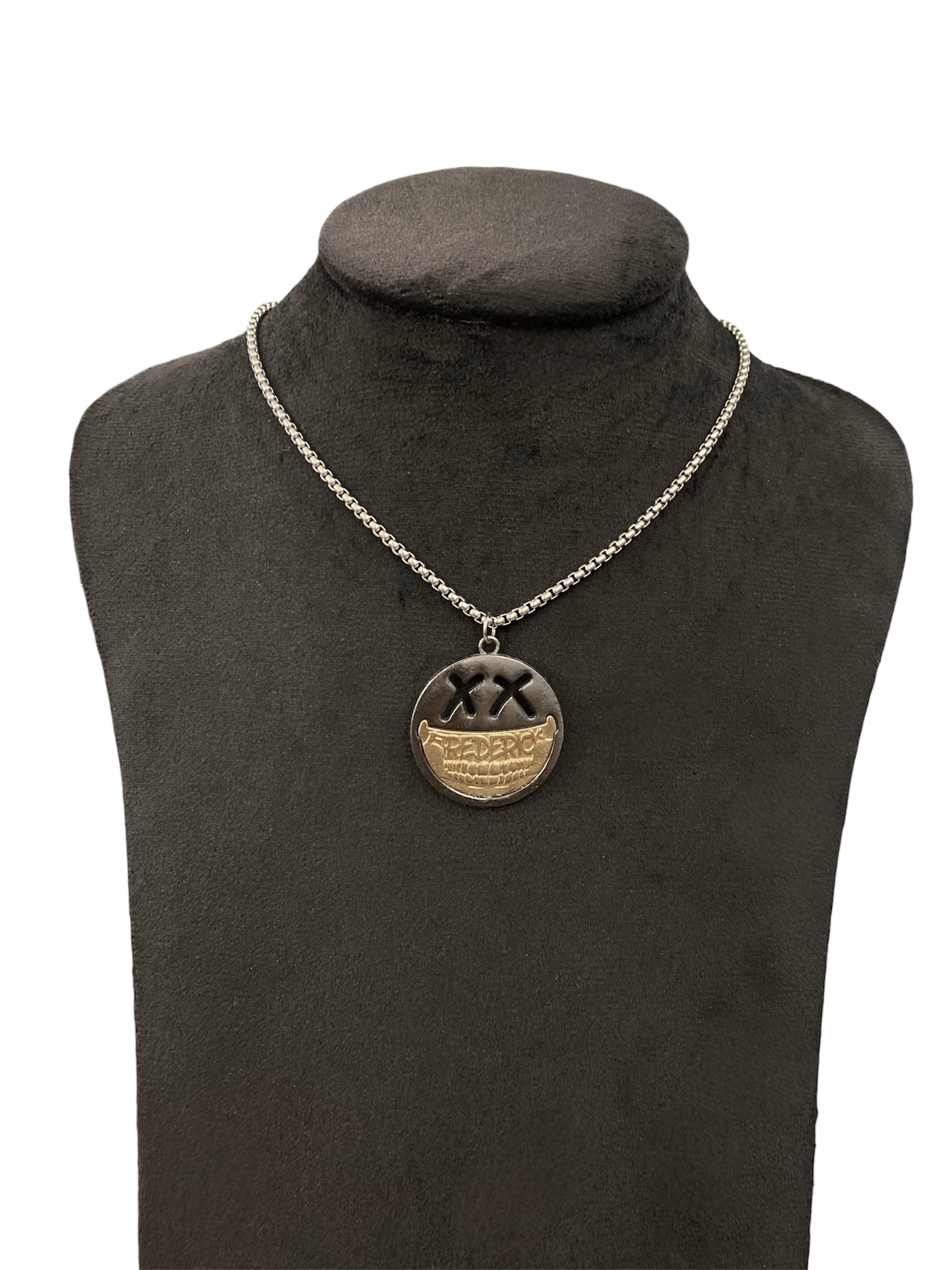 Smiley face necklace