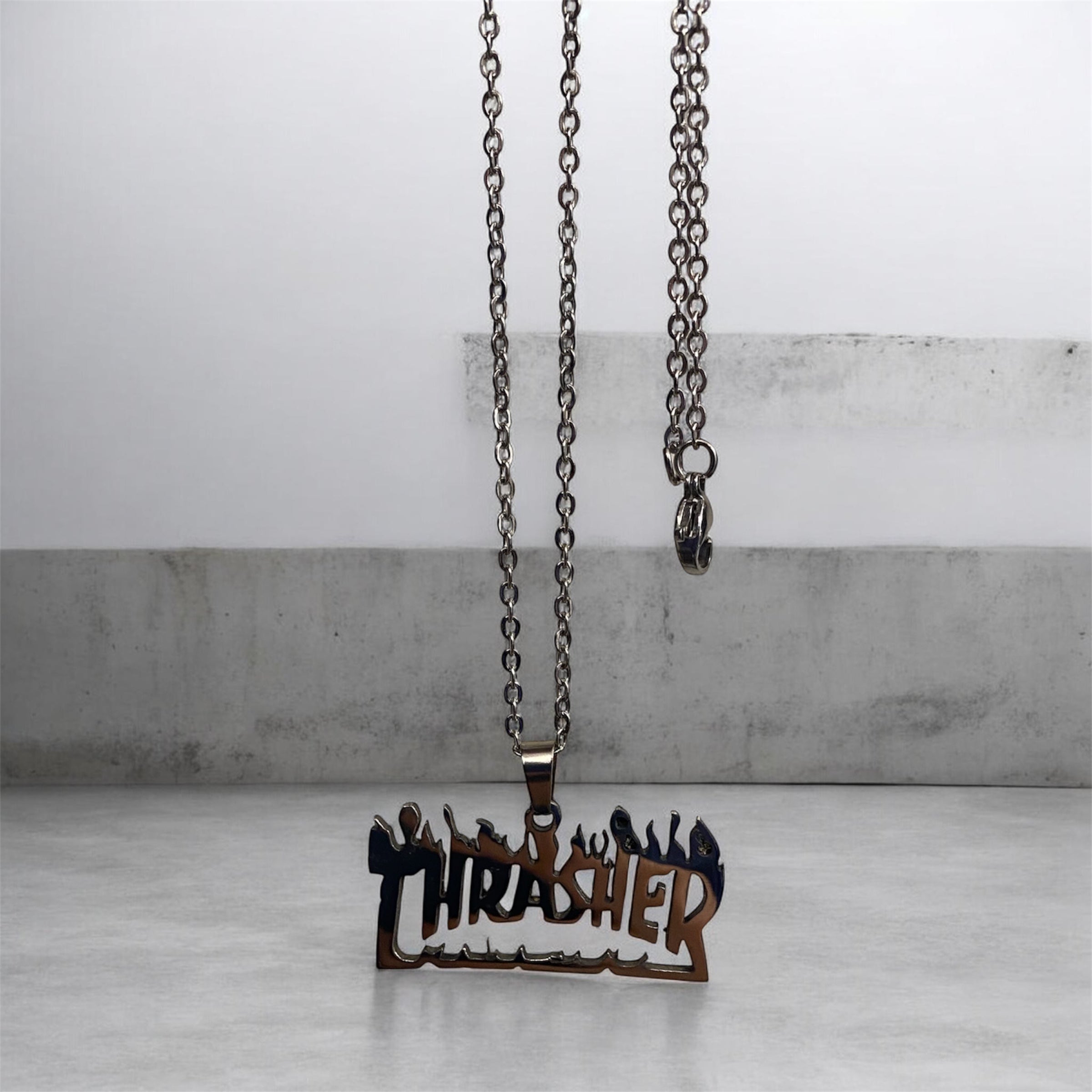 Thrasher necklace