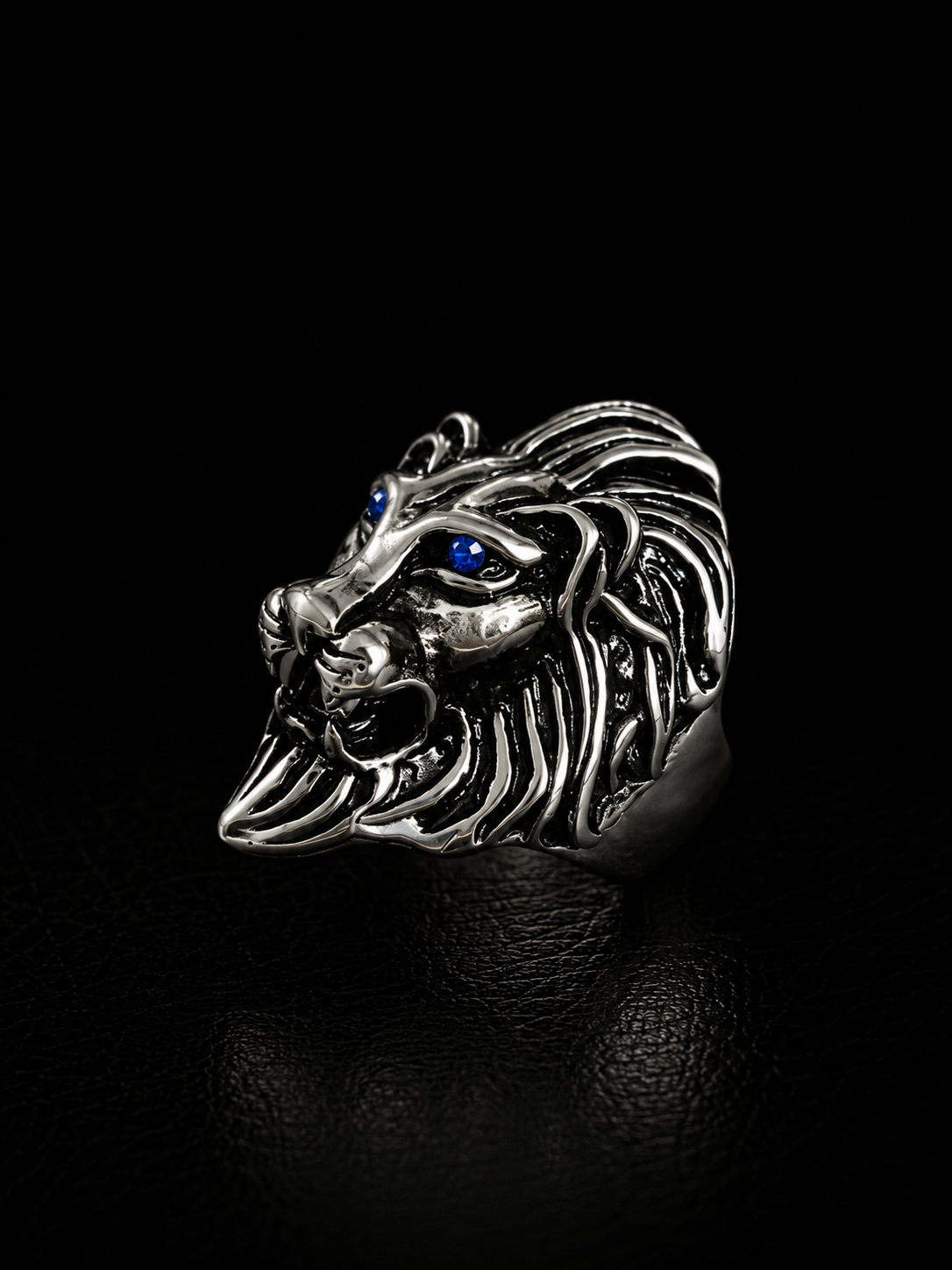 Lion Stainless Steel Ring – Blue Eyes