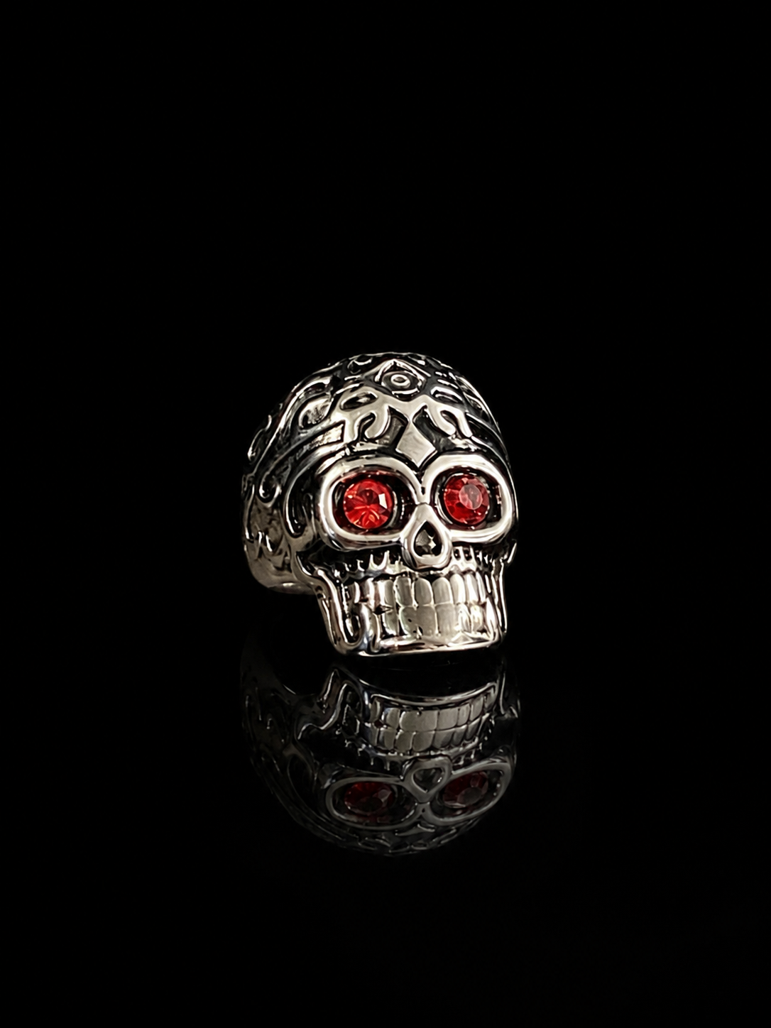 Stainless steel skull ring