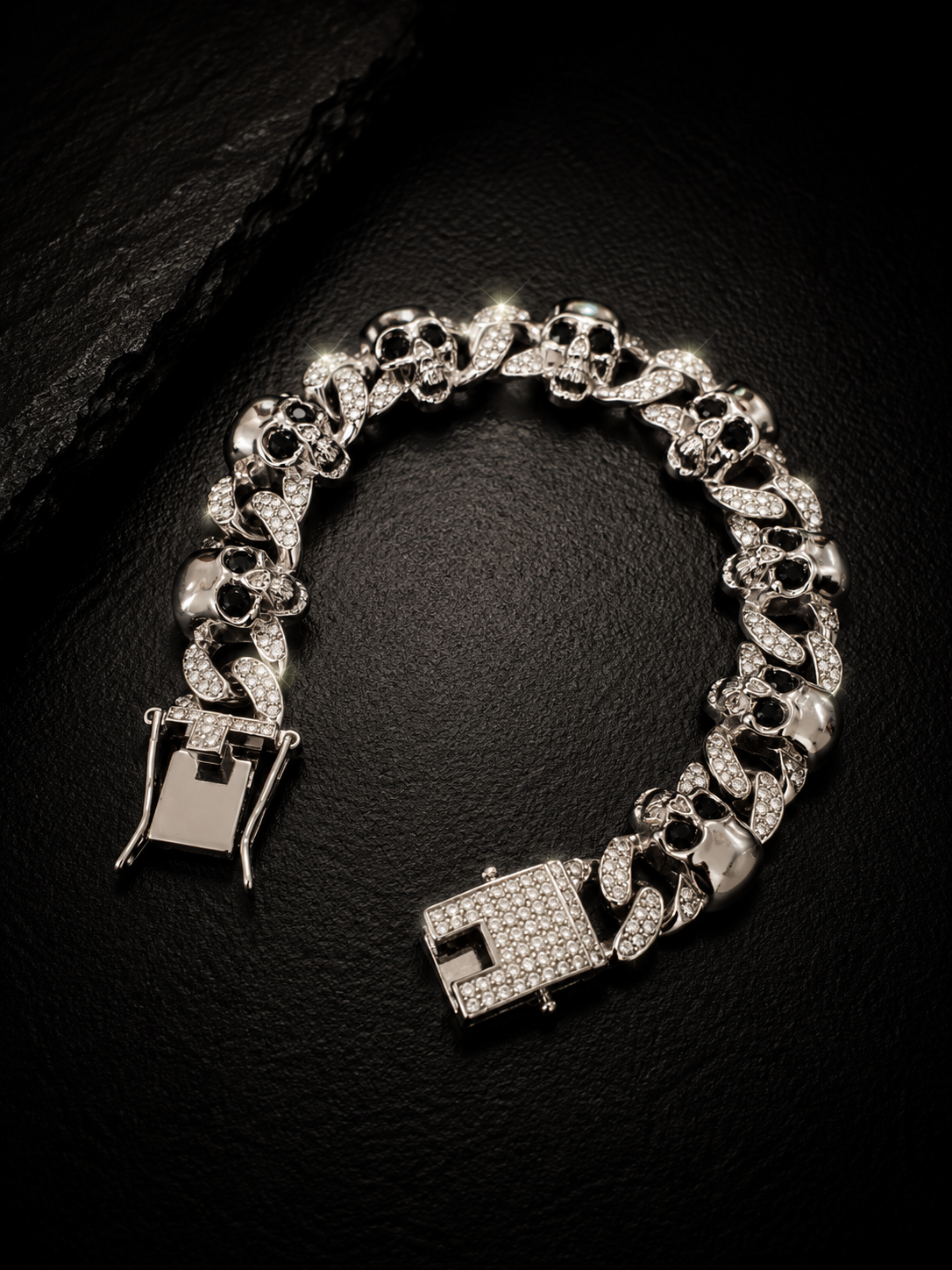 Skull iced bracelet